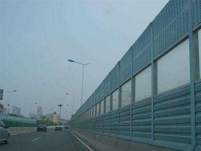 公路聲屏障
